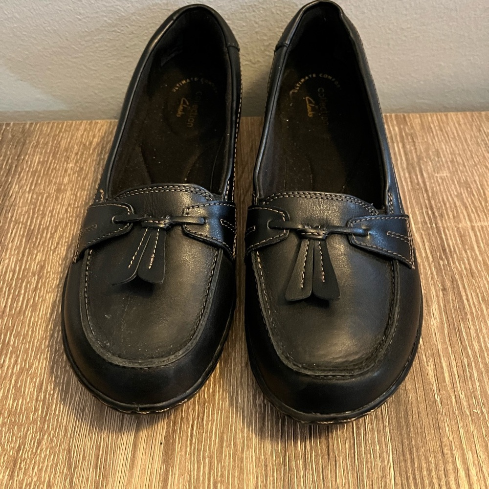 Clark’s women’s shoes slip on